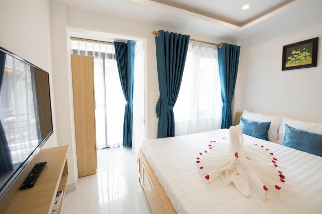 Hanoi Holiday Hotel Экстерьер фото
