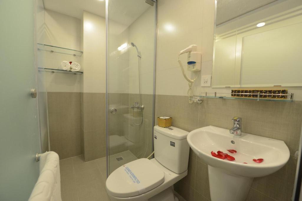 Hanoi Holiday Hotel Экстерьер фото